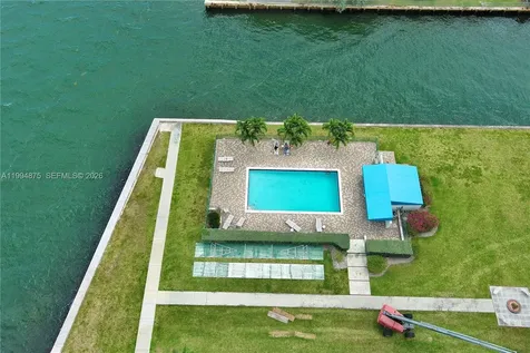 1700 NE 105th Miami Shores FL 33138
