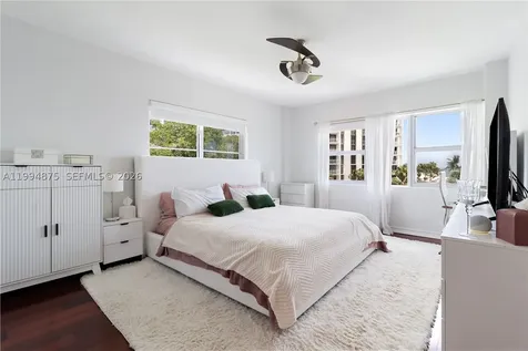 1700 NE 105th Miami Shores FL 33138