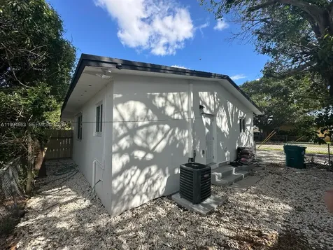 7460 NW 17th Avenue Miami FL 33147