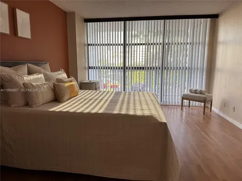 600 Parkview Drive Hallandale Beach FL 33009