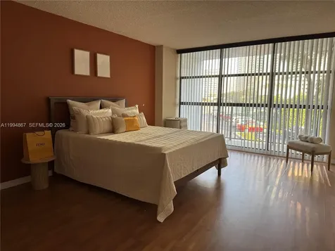 600 Parkview Drive Hallandale Beach FL 33009