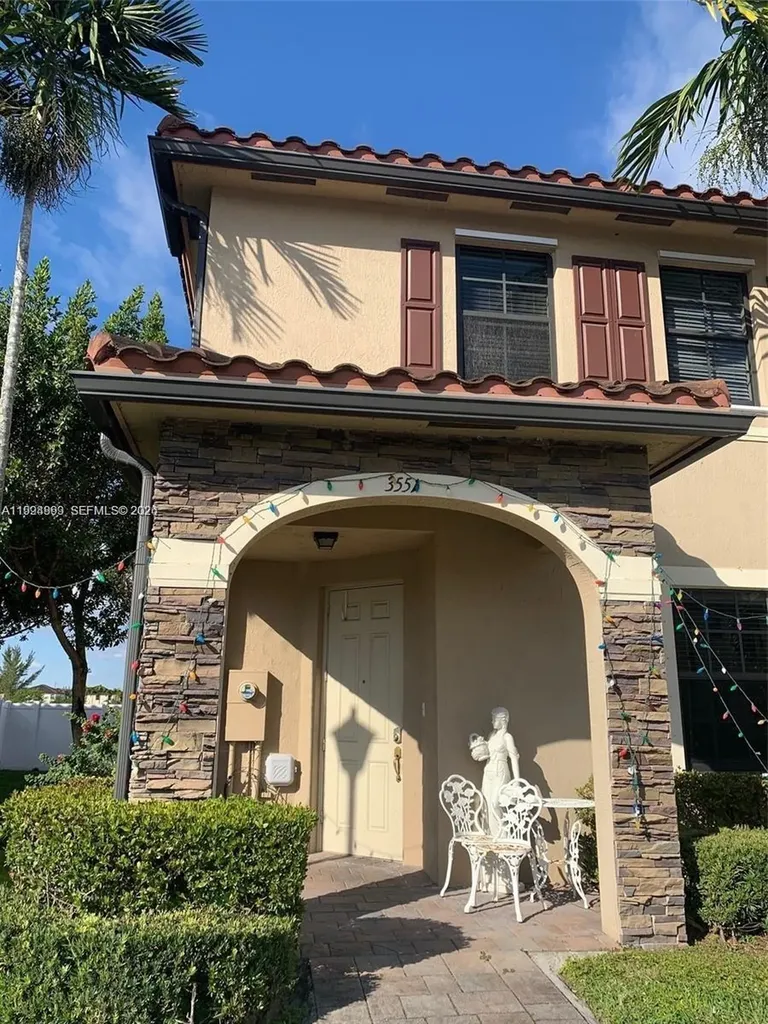 3551 W 89th Place Hialeah FL 33018