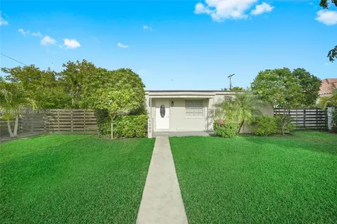 5401 SW 97th Court Miami FL 33165