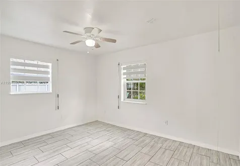 5401 SW 97th Court Miami FL 33165