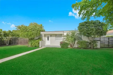 5401 SW 97th Court Miami FL 33165