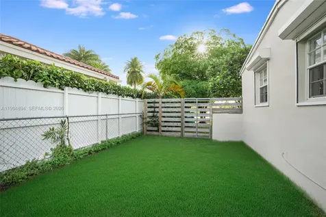 5401 SW 97th Court Miami FL 33165