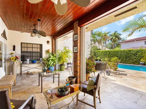 16828 NW 83rd Place Miami Lakes FL 33016