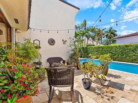 16828 NW 83rd Place Miami Lakes FL 33016