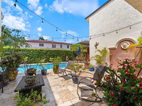 16828 NW 83rd Place Miami Lakes FL 33016
