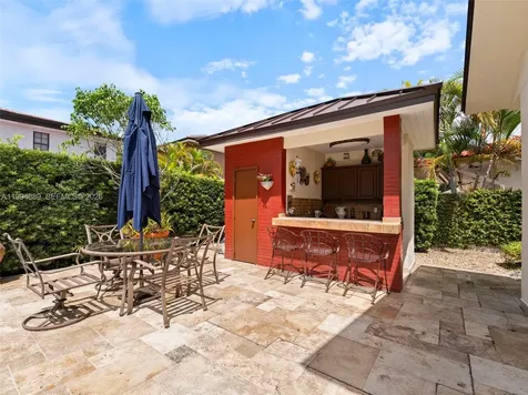 16828 NW 83rd Place Miami Lakes FL 33016
