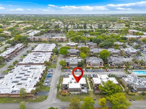 8106 SW 23rd Street North Lauderdale FL 33068