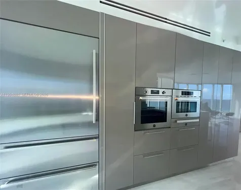 17555 Collins Avenue Sunny Isles Beach FL 33160