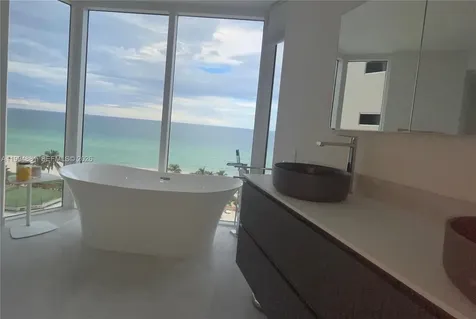 17555 Collins Avenue Sunny Isles Beach FL 33160