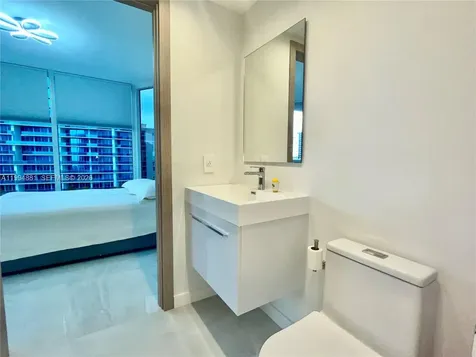 17555 Collins Avenue Sunny Isles Beach FL 33160
