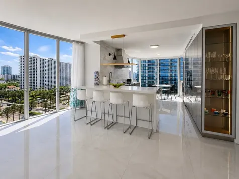 17555 Collins Avenue Sunny Isles Beach FL 33160
