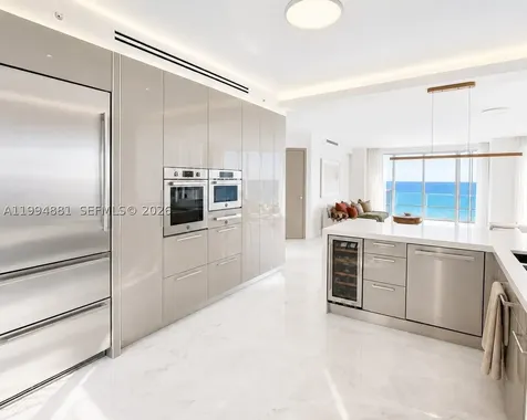 17555 Collins Avenue Sunny Isles Beach FL 33160