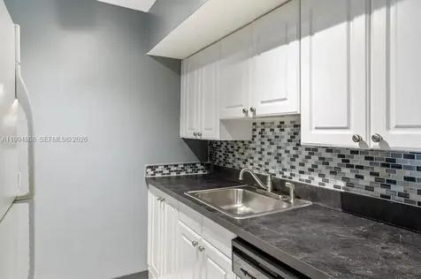 15600 NE 6th Avenue Miami FL 33162