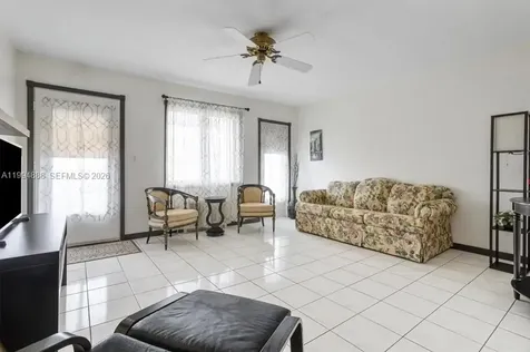 15600 NE 6th Avenue Miami FL 33162