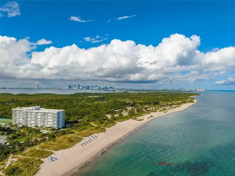 177 Ocean Lane Drive Key Biscayne FL 33149