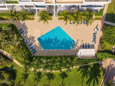 177 Ocean Lane Drive Key Biscayne FL 33149
