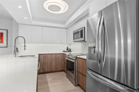 177 Ocean Lane Drive Key Biscayne FL 33149