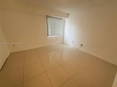 Aventura FL 33180