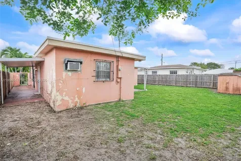 6810 SW 1st Street Miami FL 33144