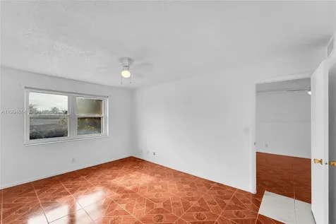 3090 NW 46th Avenue Lauderdale Lakes FL 33313