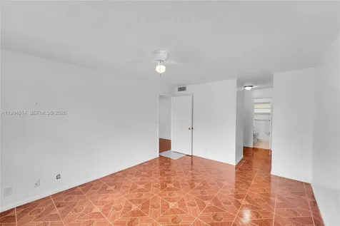 3090 NW 46th Avenue Lauderdale Lakes FL 33313