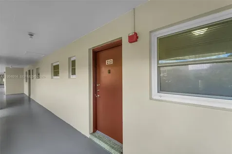 3090 NW 46th Avenue Lauderdale Lakes FL 33313