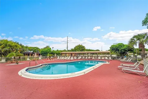 3090 NW 46th Avenue Lauderdale Lakes FL 33313