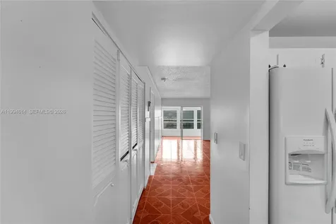 3090 NW 46th Avenue Lauderdale Lakes FL 33313