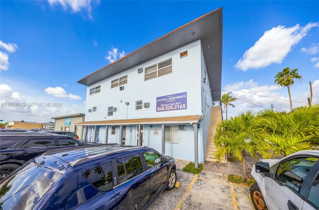 1610 N Dixie Highway Hollywood FL 33020