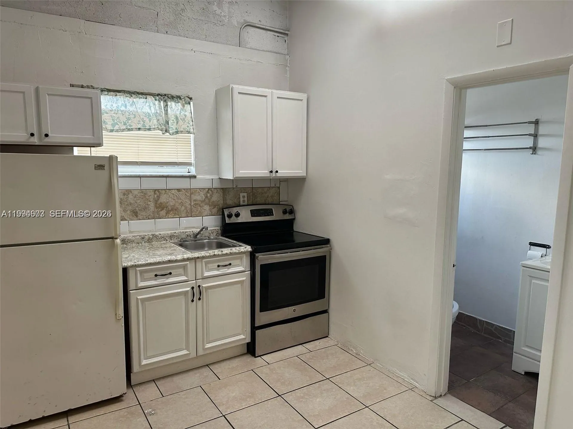 1610 N Dixie Highway Hollywood FL 33020