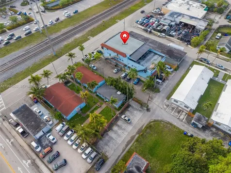 1610 N Dixie Highway Hollywood FL 33020