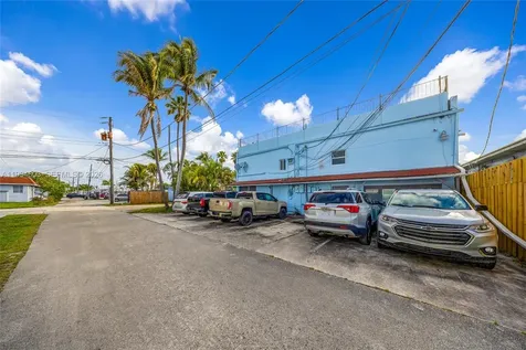 1610 N Dixie Highway Hollywood FL 33020