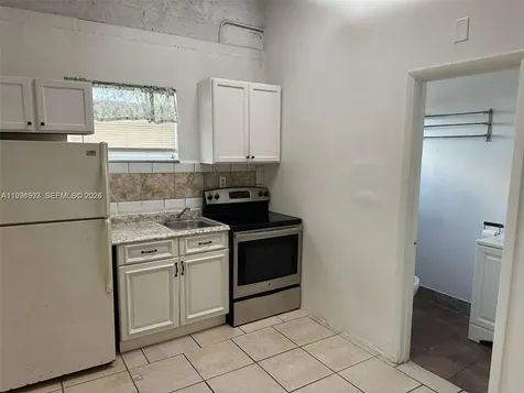 1610 N Dixie Highway Hollywood FL 33020