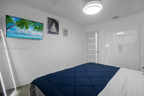 612 SW 179th Avenue Pembroke Pines FL 33029