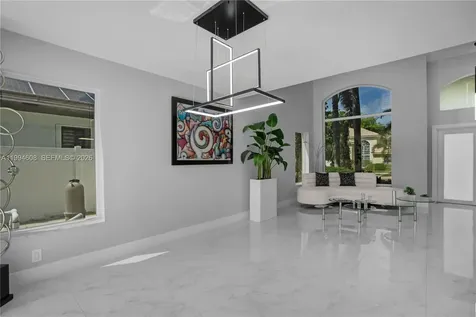 612 SW 179th Avenue Pembroke Pines FL 33029