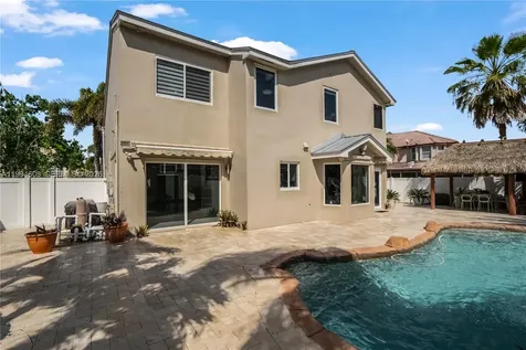 612 SW 179th Avenue Pembroke Pines FL 33029