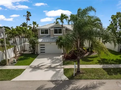 612 SW 179th Avenue Pembroke Pines FL 33029