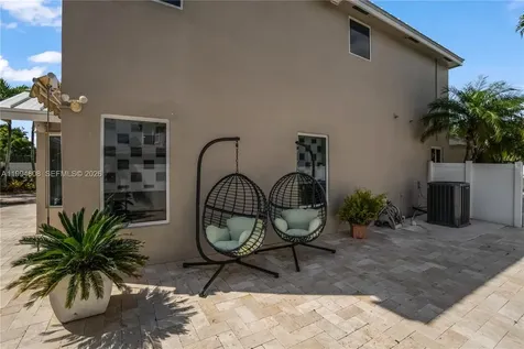 612 SW 179th Avenue Pembroke Pines FL 33029