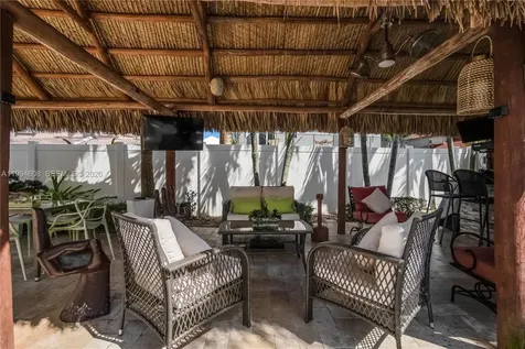 612 SW 179th Avenue Pembroke Pines FL 33029