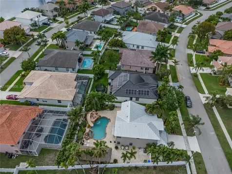 612 SW 179th Avenue Pembroke Pines FL 33029