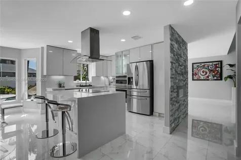 612 SW 179th Avenue Pembroke Pines FL 33029