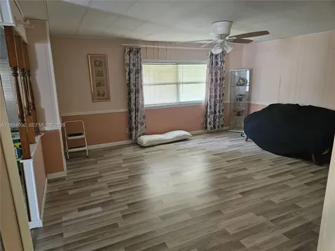5210 SW 35 Court Davie FL 33314