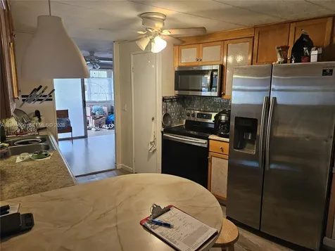 5210 SW 35 Court Davie FL 33314