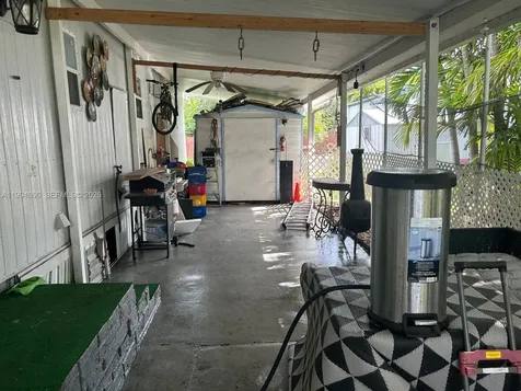 5210 SW 35 Court Davie FL 33314