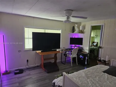 5210 SW 35 Court Davie FL 33314