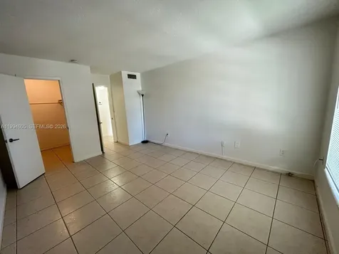 7483 SW 82nd Street Miami FL 33143
